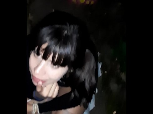 ❤️ Sokakta şeker karşılığında şişmiş penis ❤ Porno videosu tr.raceporn.ru ❤